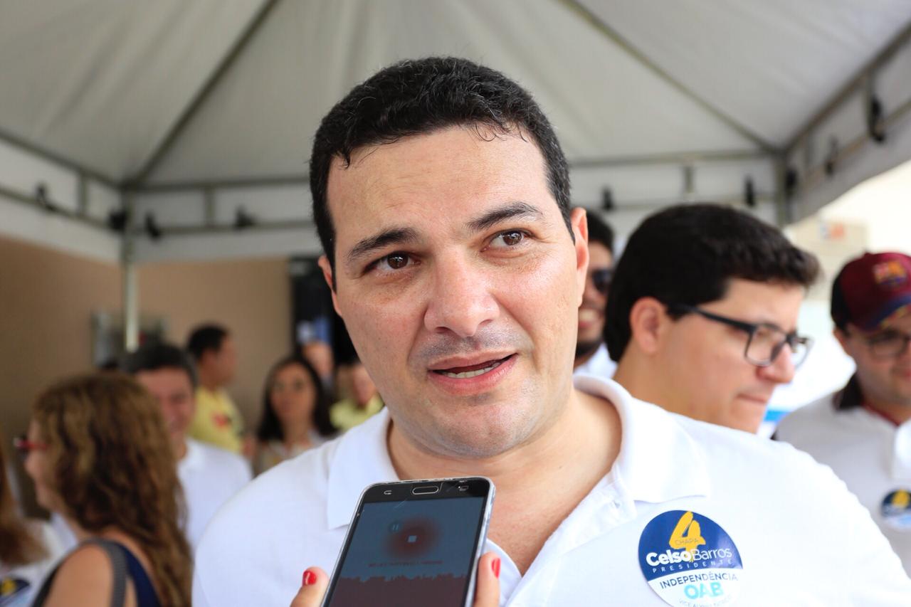 Celso Barros
