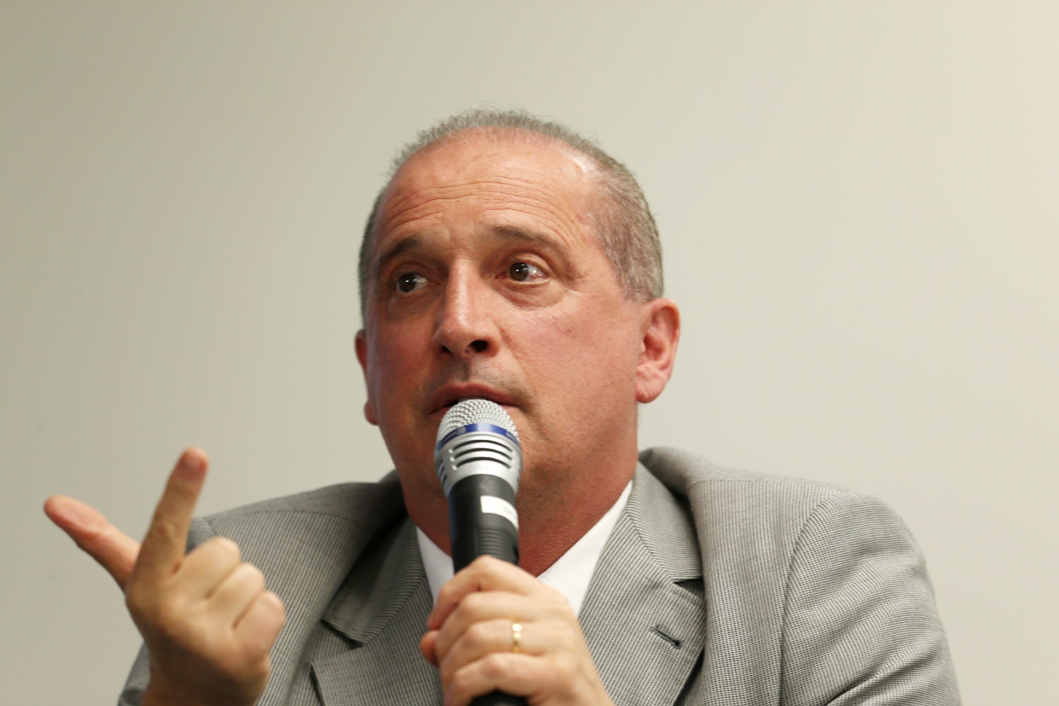 Onyx Lorenzoni, ministro extraordinário da transição
