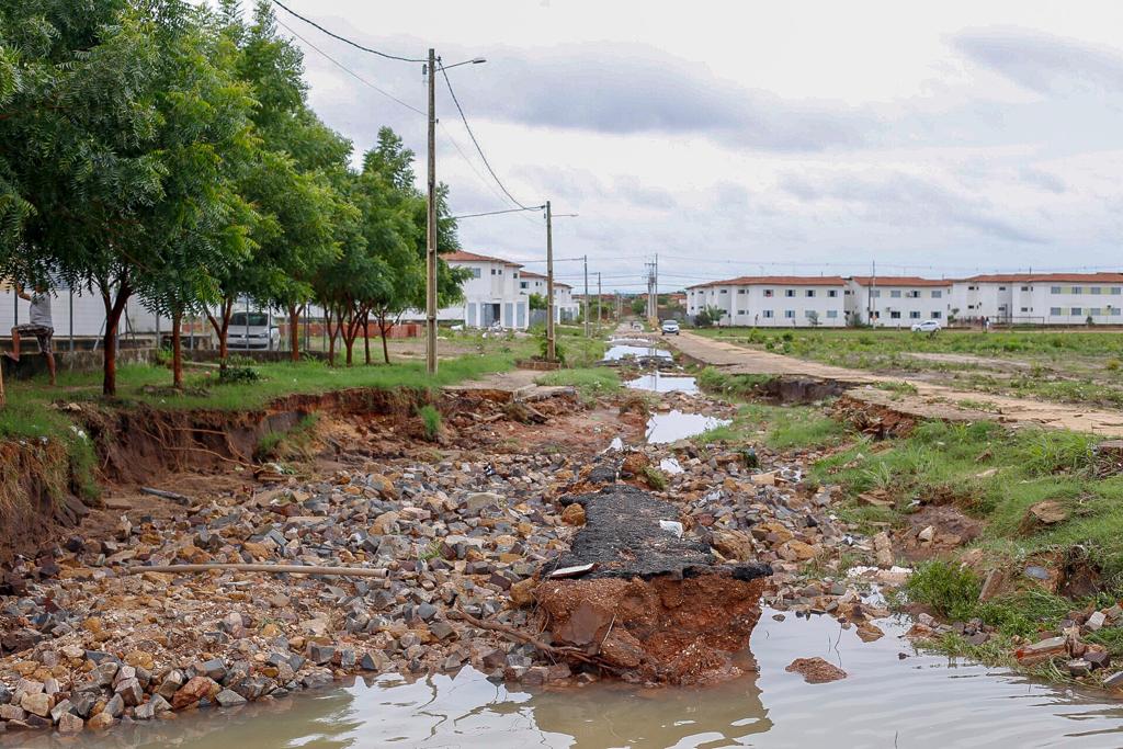 Local de difícil acesso no Torquato Neto