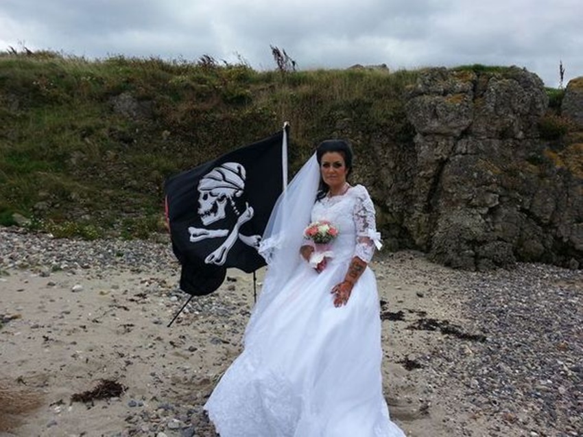 Amanda no dia do seu casamento com o fantasma
