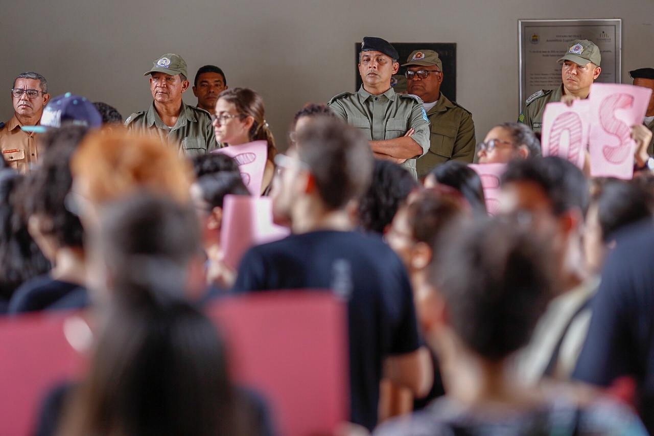 Alunos e professores pedem aumento no orçamento da Uespi para 2019