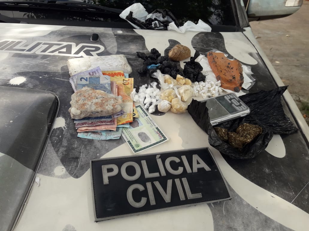 Material encontrado na boca de fumo