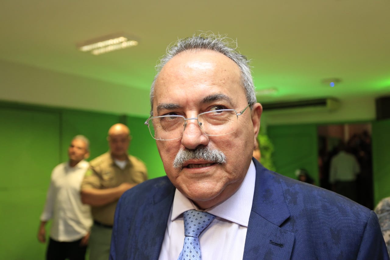 Deputado federal Átila Lira é diplomado