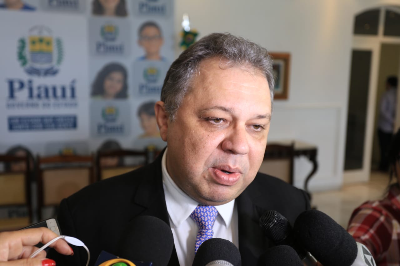 Florentino Neto, secretário de Saúde 