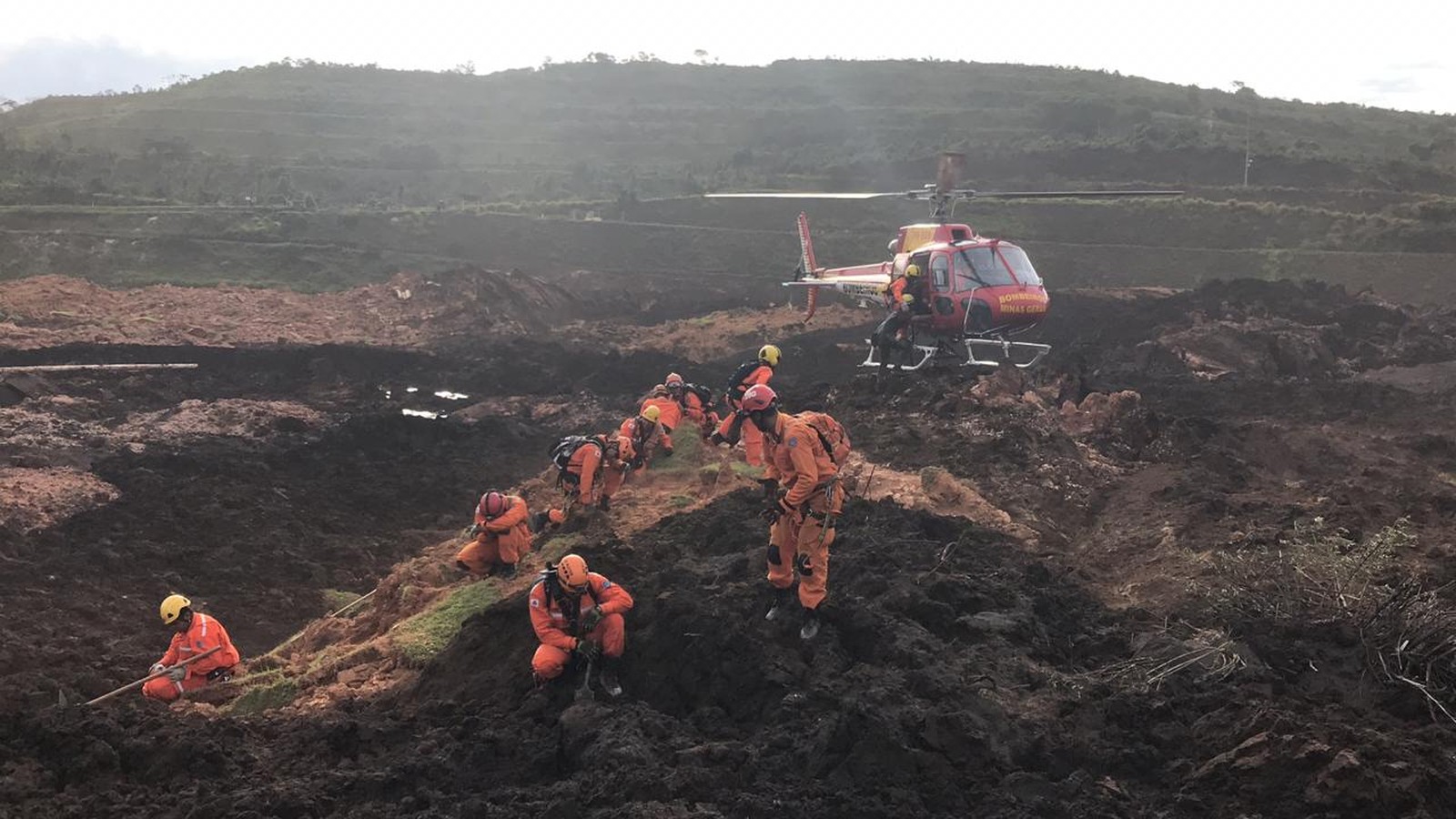 Barragem em Brumadinho rompe e deixa mortos 