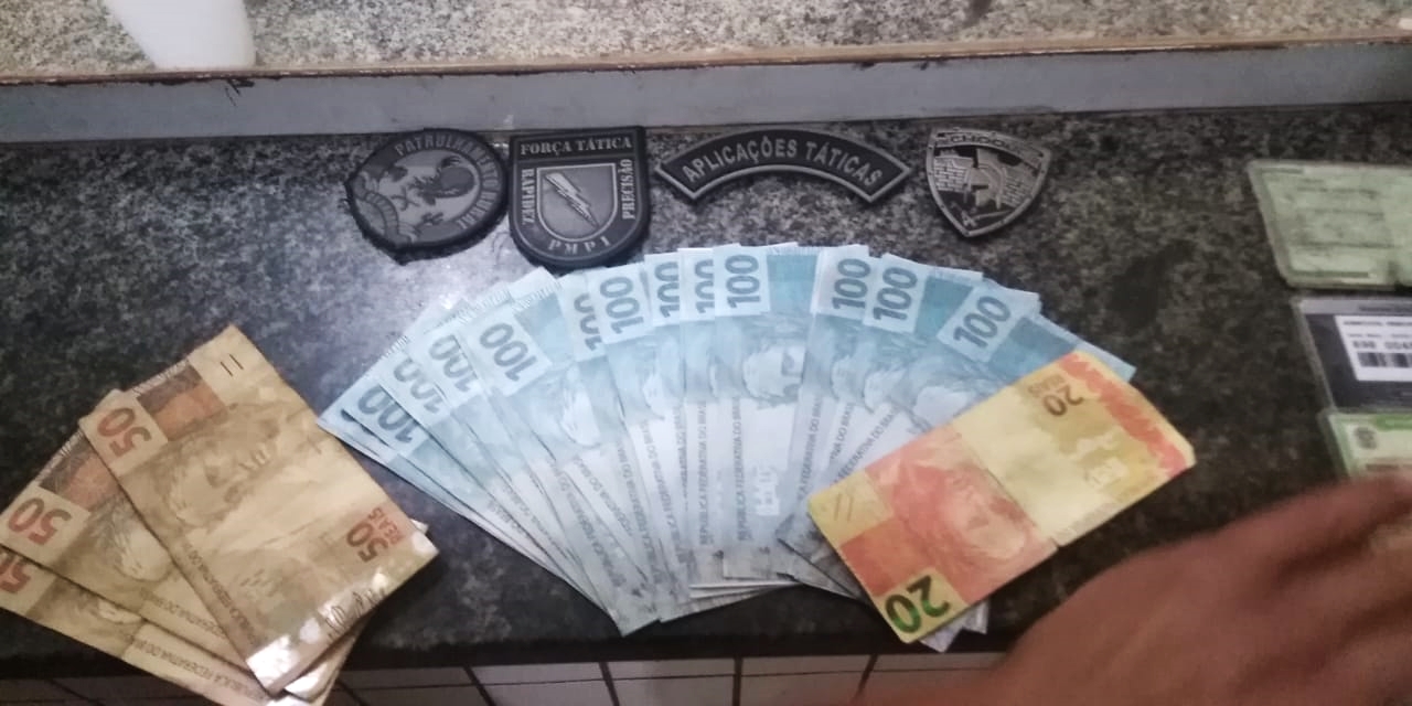 Dinheiro apreendido pela PM