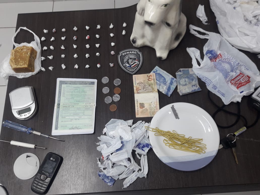 Material encontrado na casa do acusado