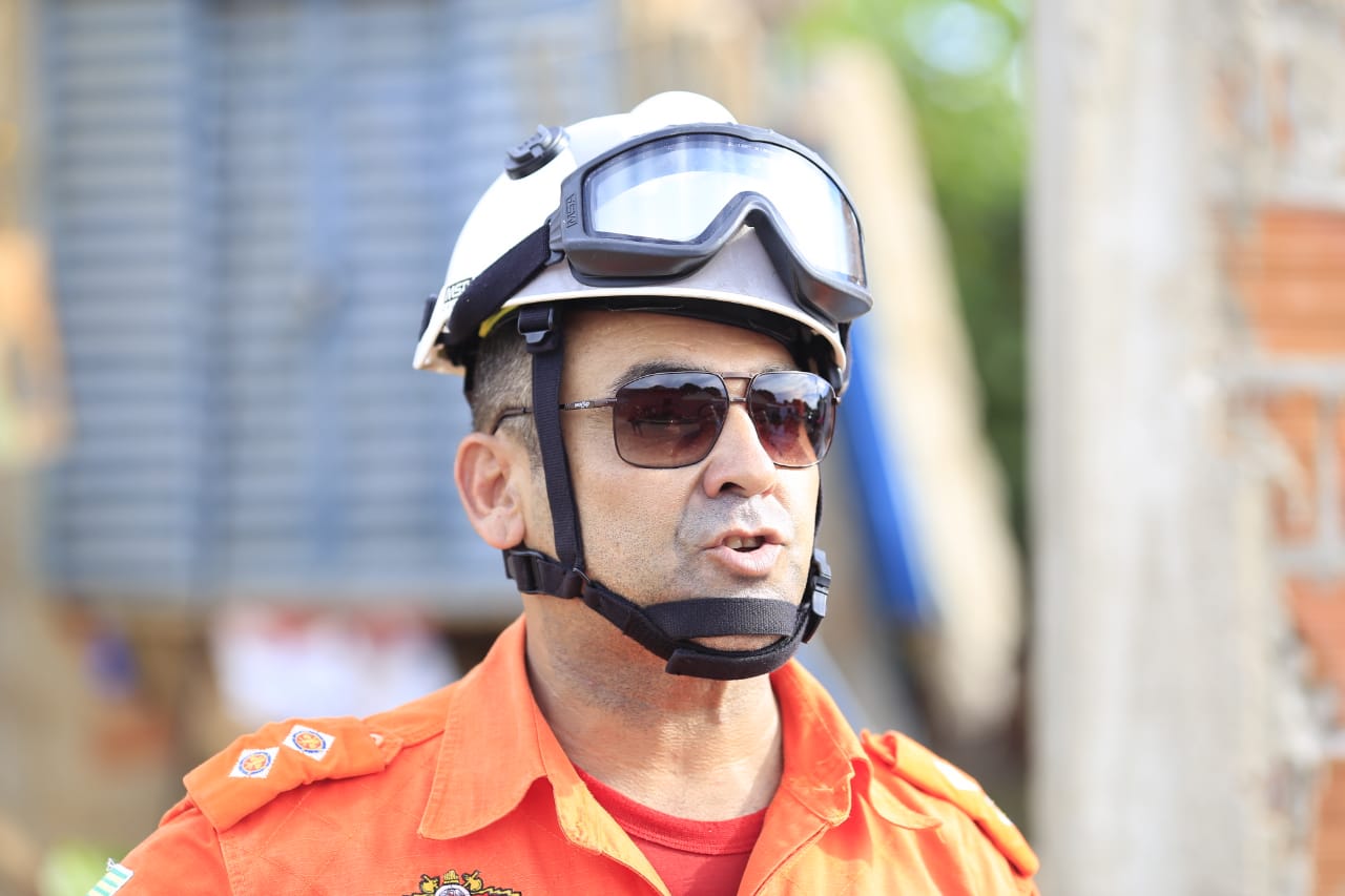 Tenente Arnaldo, do Corpo de Bombeiros