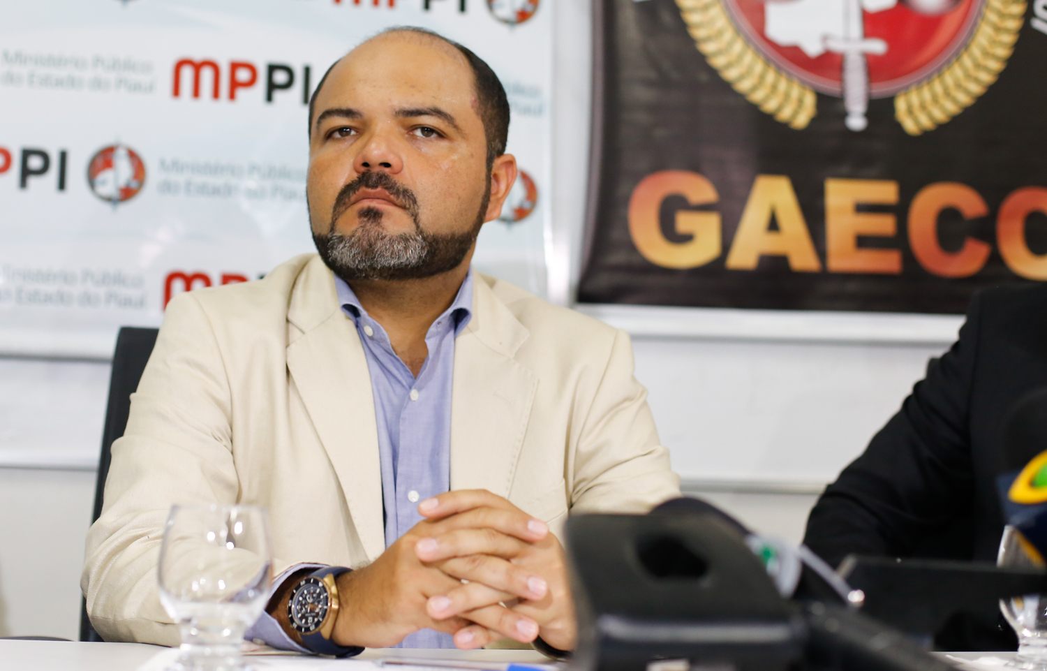 Promotor Rômulo Cordão 