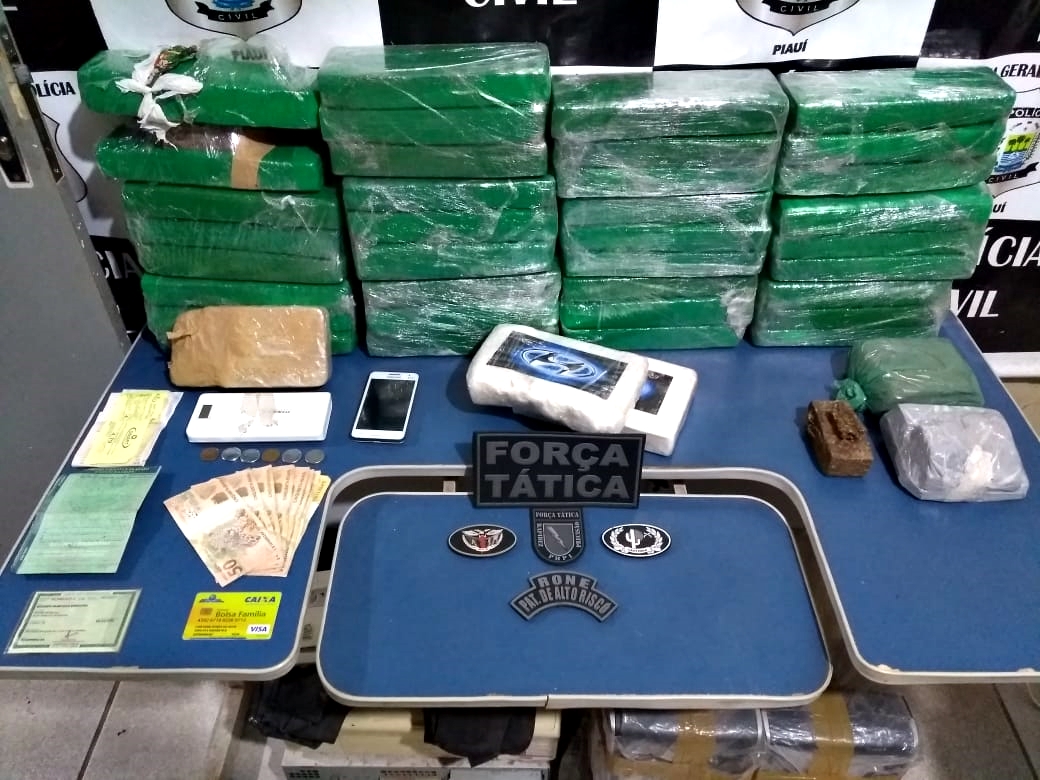 Drogas encontradas na mala