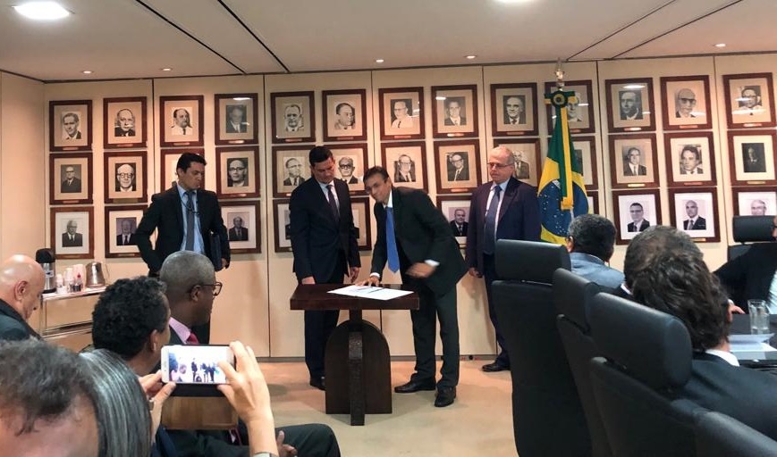 Vilobaldo Adelídio de Carvalho é empossado por Sérgio Moro