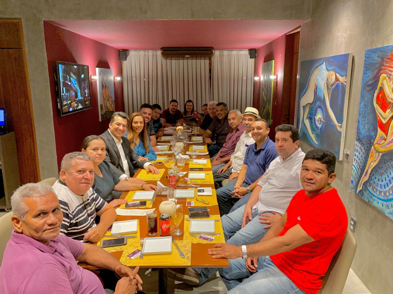 Encontro de lideranças em Monsenhor Gil