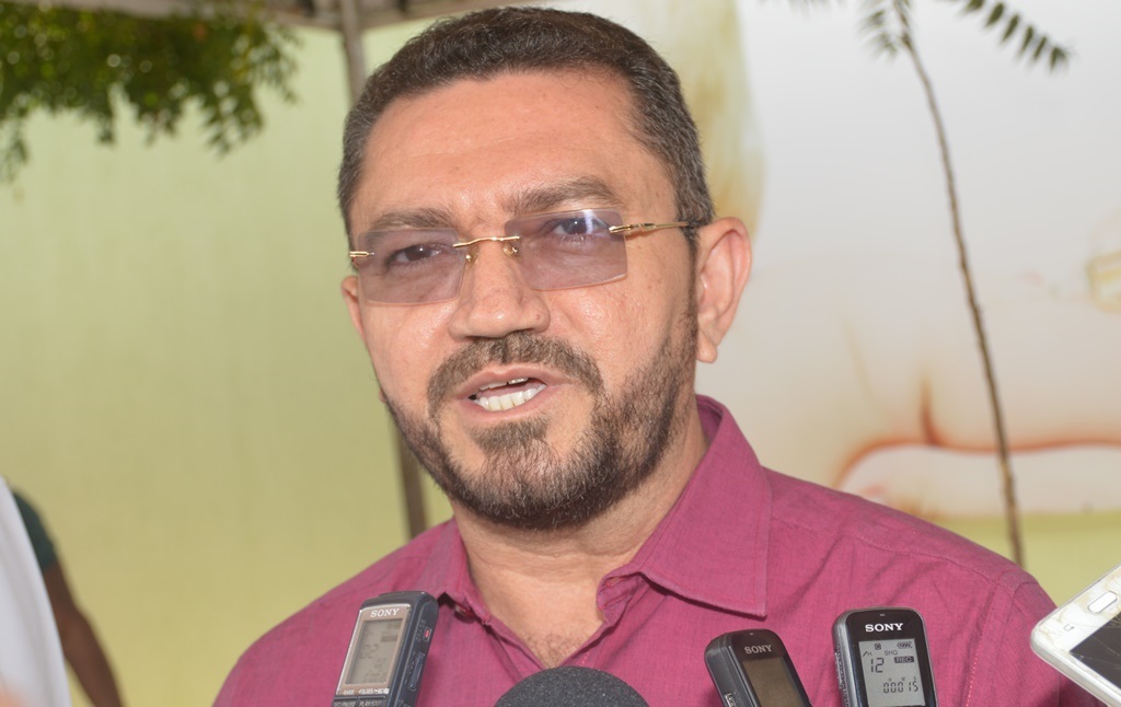 Padre Walmir não consegue equilibrar contas e atrasa repasses do PicosPrev
