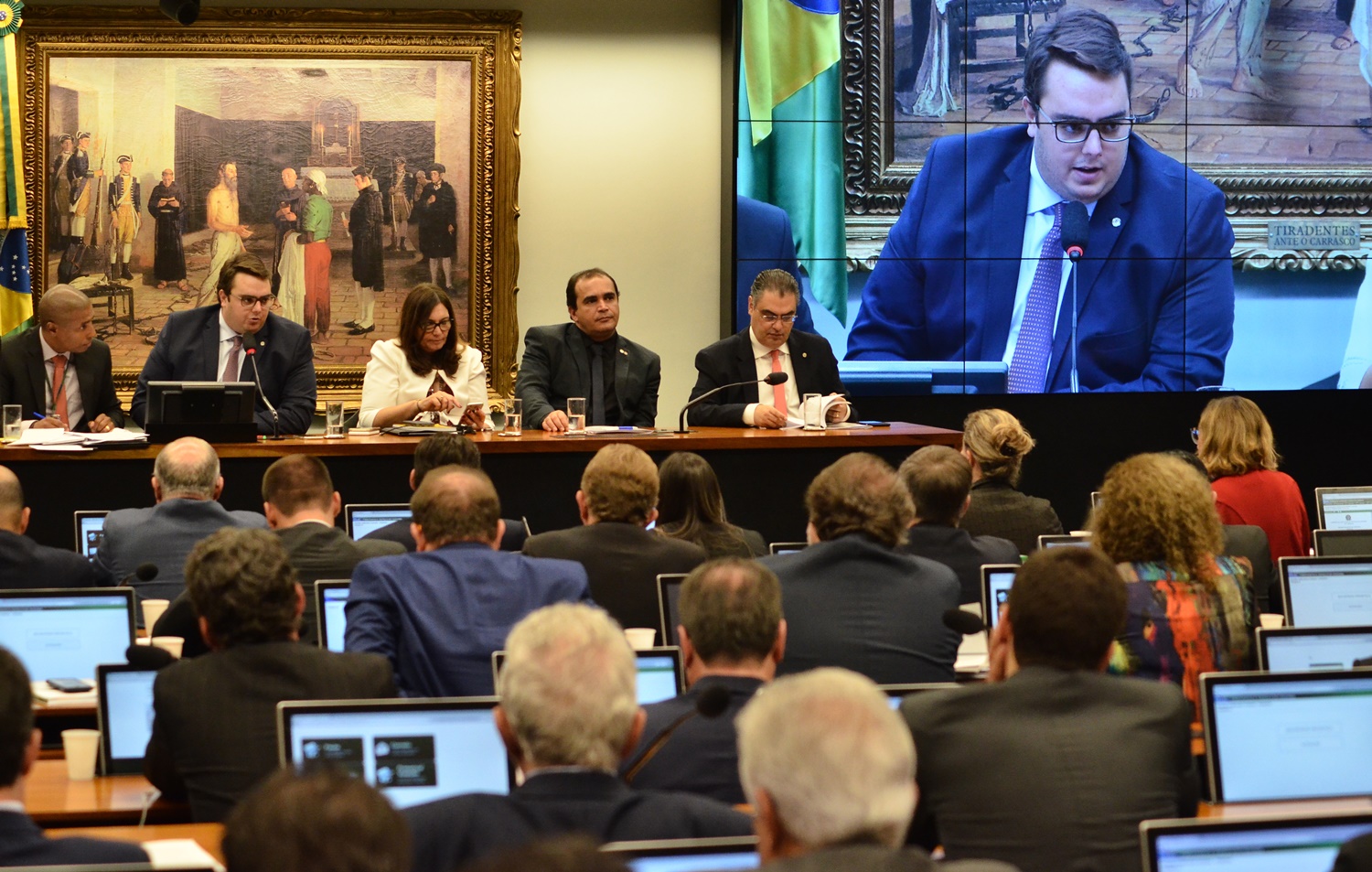 Votação da reforma da Previdência na CCJ 