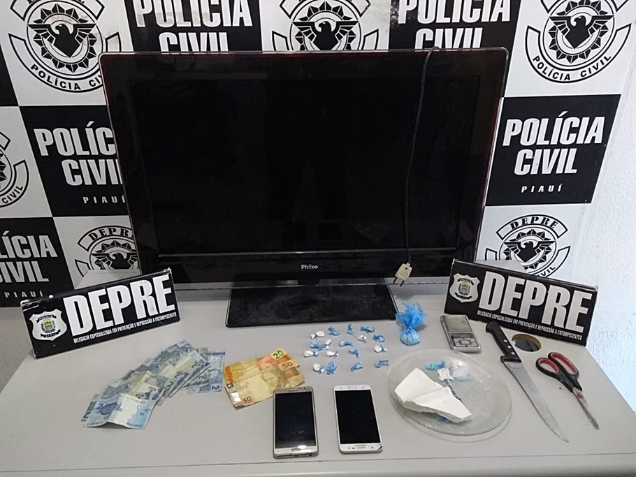 Material apreendido pela DEPRE