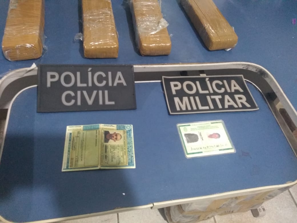 Droga encontrada com os suspeitos