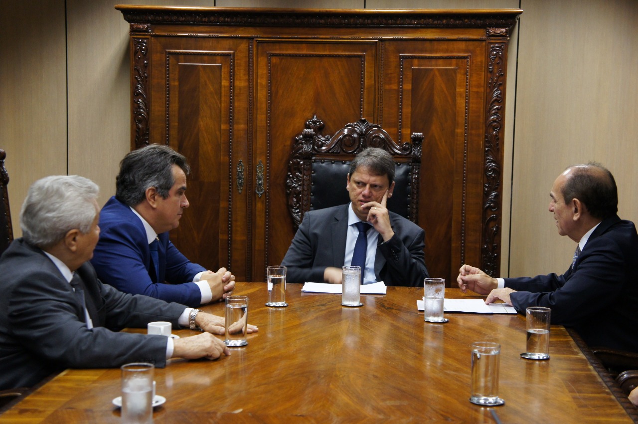 Elmano, Ciro, Tarcísio Freitas e Marcelo Castro