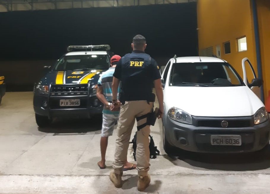 Condutor é preso e veículo recuperado na BR 316