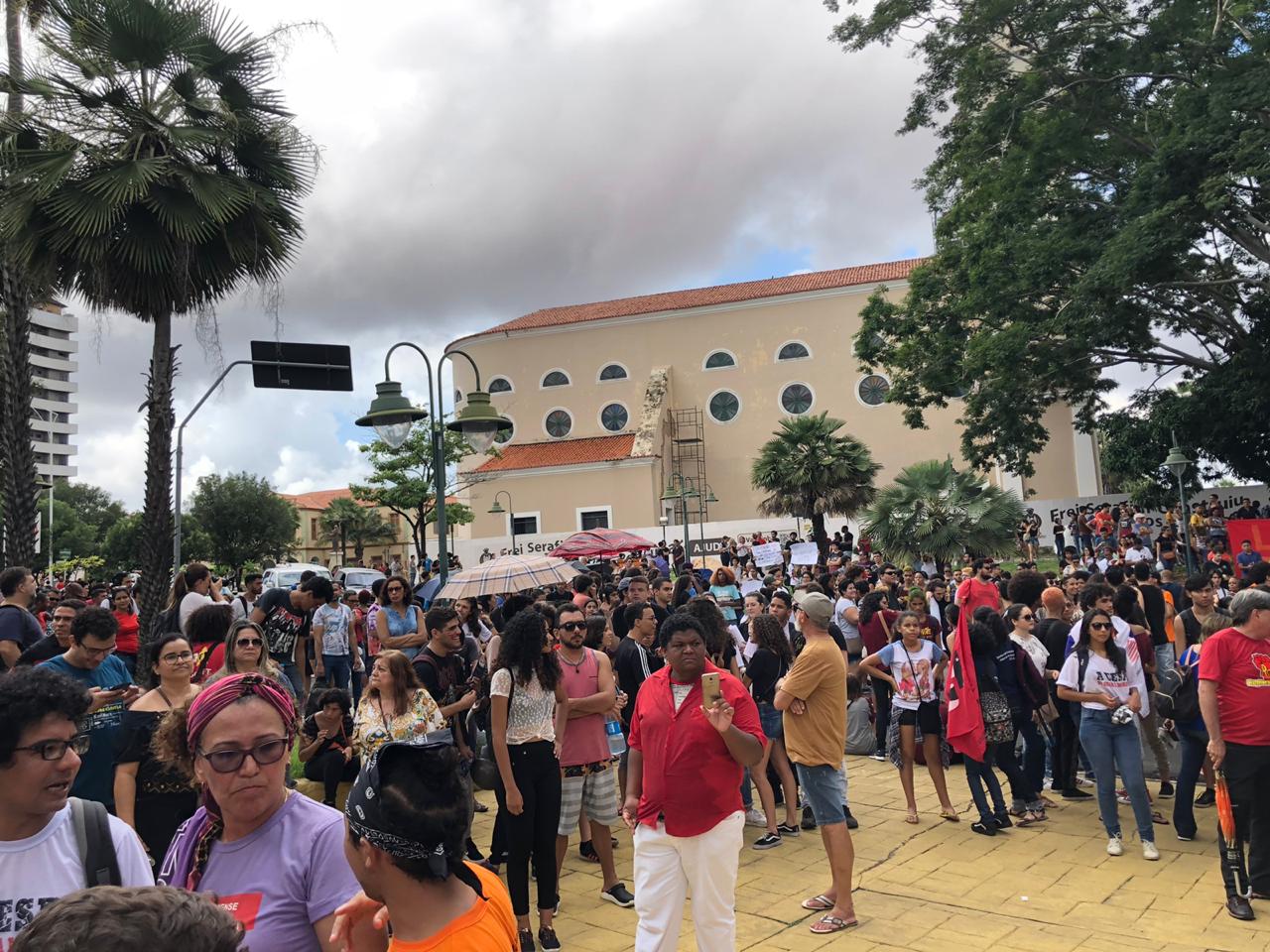 Manifestação no centro de Teresina