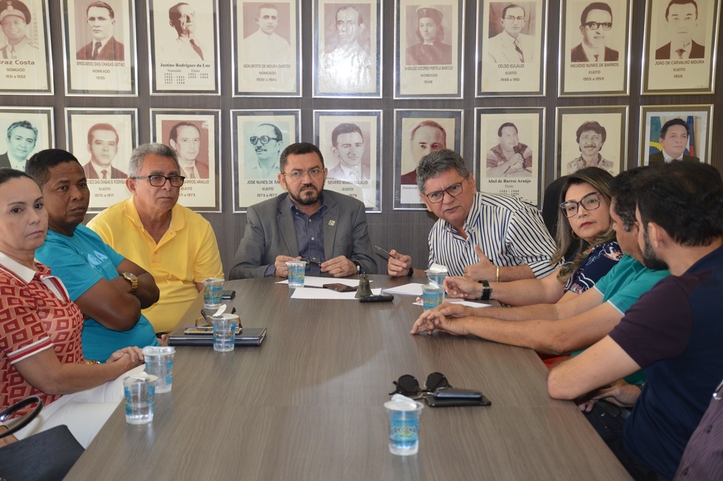 Ribamar Bastos promete concluir obras de drenagem até setembro