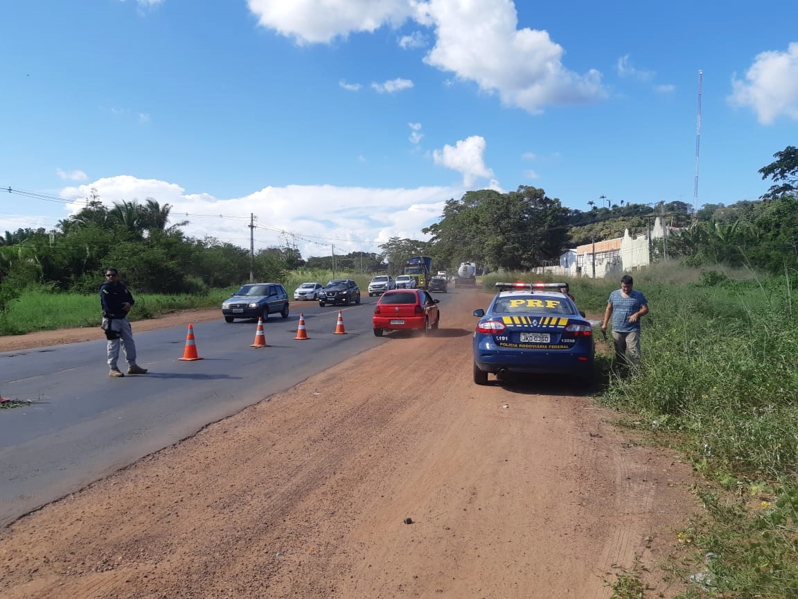 Trecho da BR 343 onde ocorreu a erosão