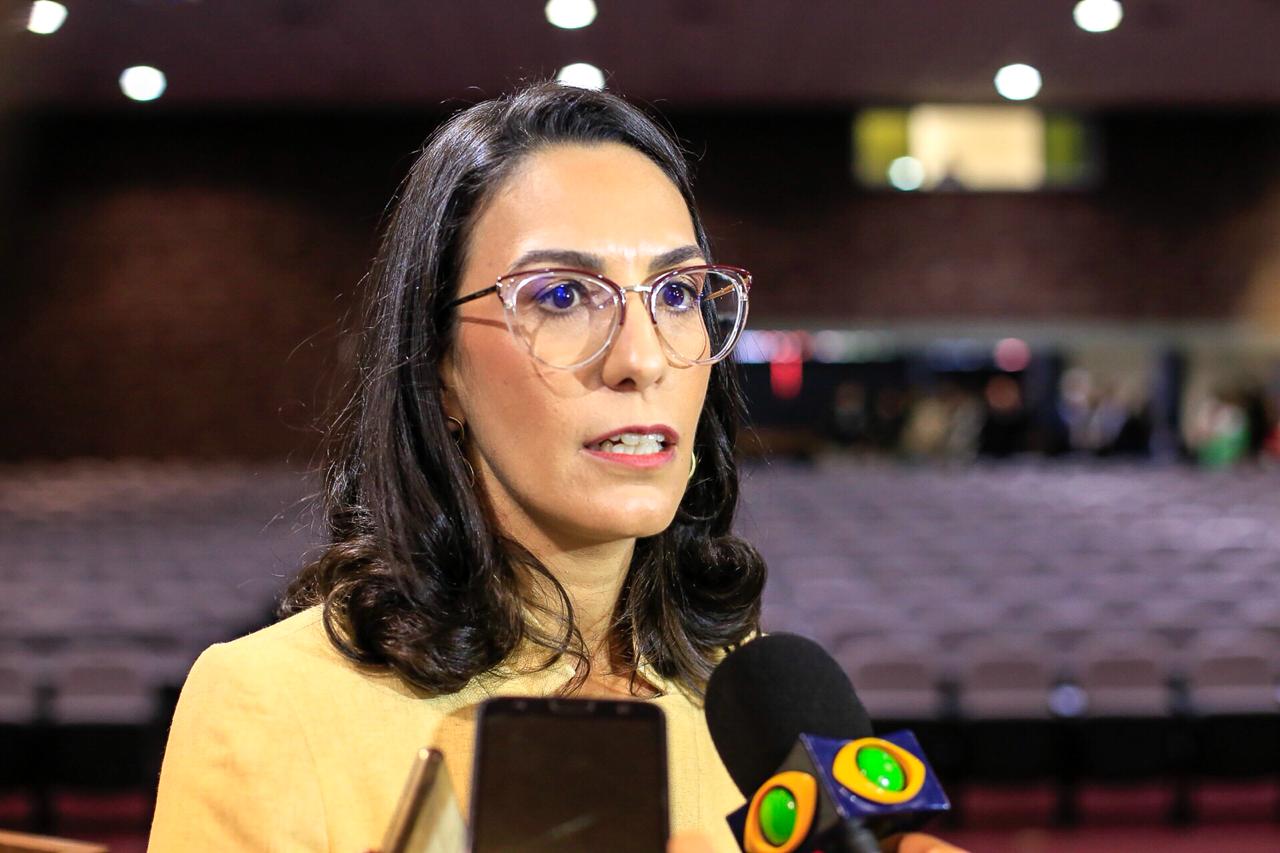 Mariana Paranhos