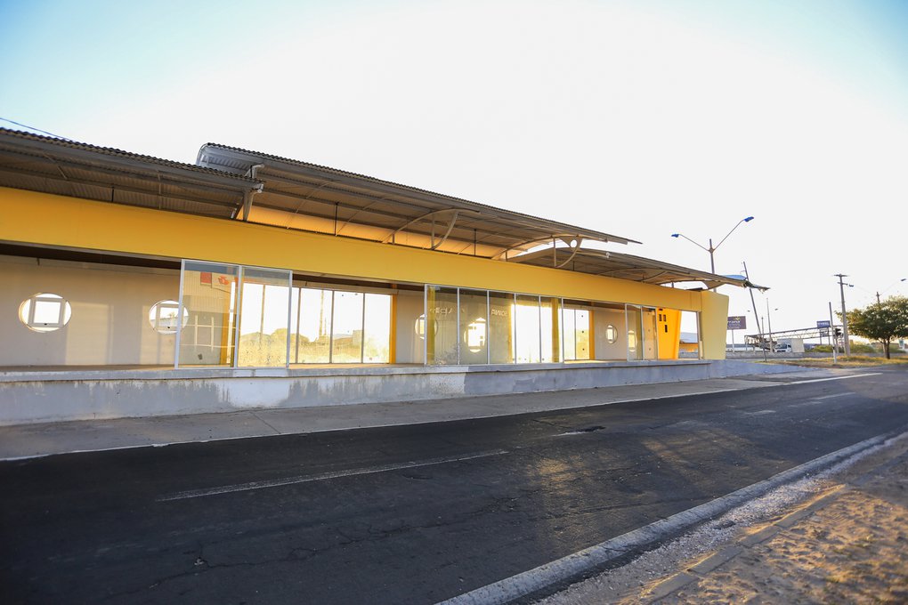 Corredor exclusivo da Avenida Wall Ferraz em Teresina