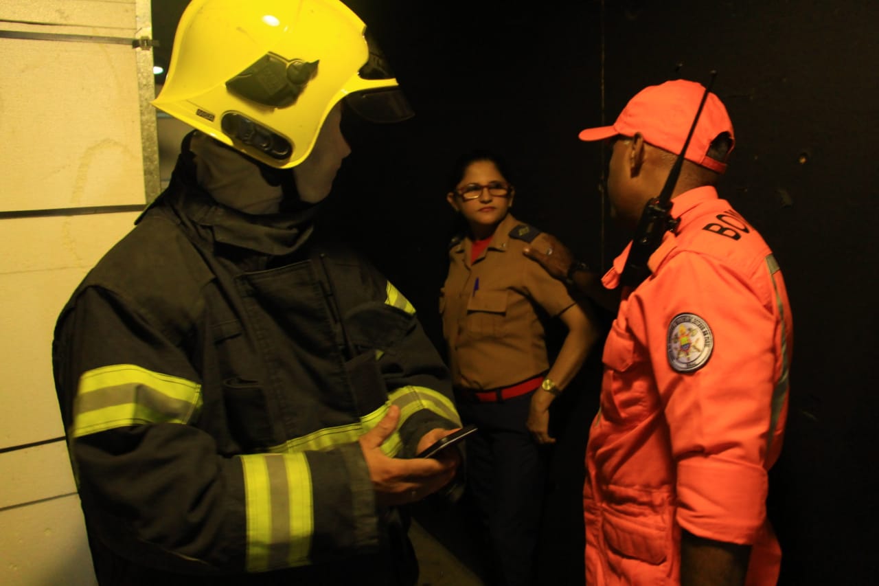 Oficiais do Corpo de Bombeiros