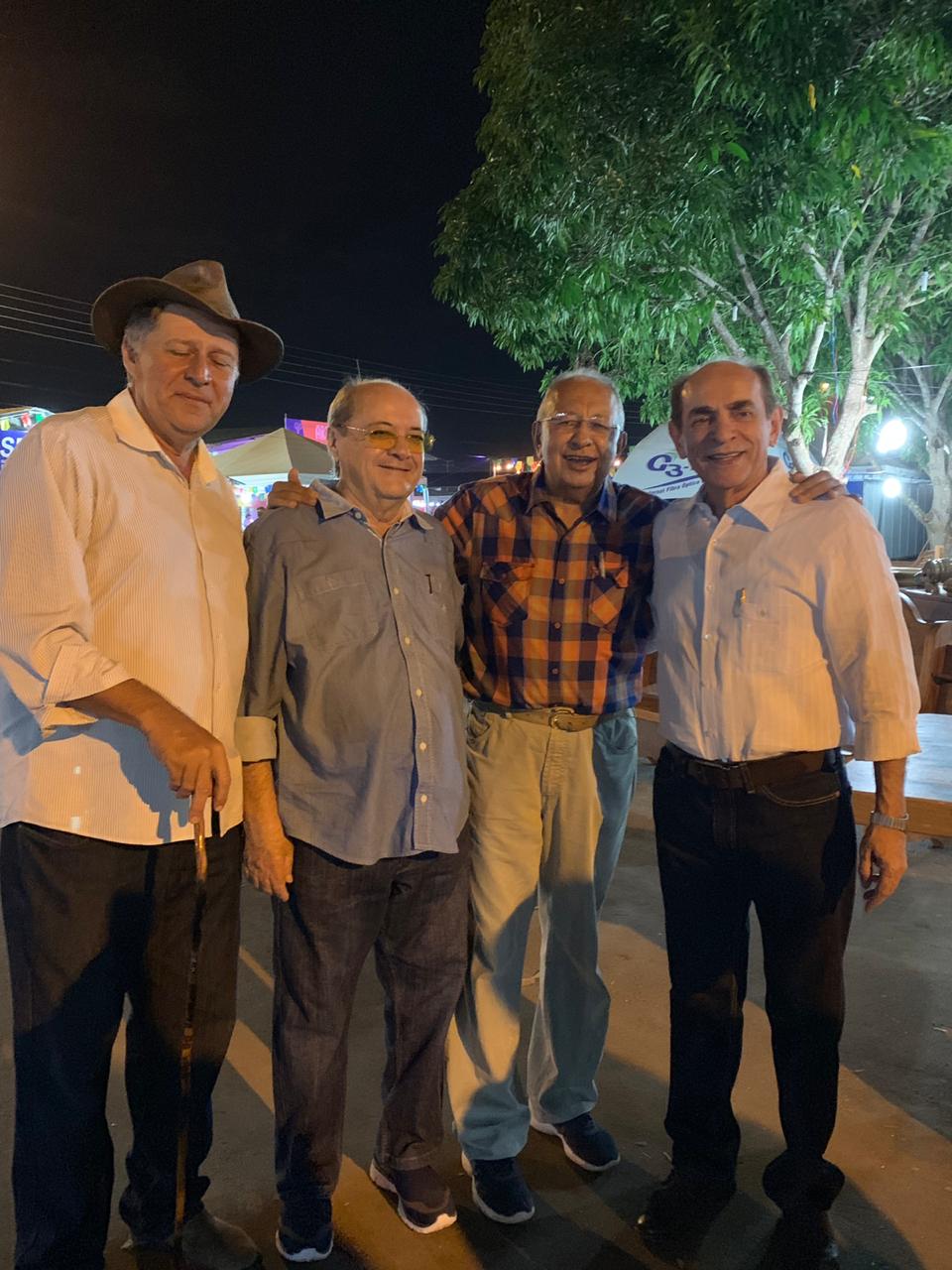 Sílvio acompanhado de Dr. Pessoa e Marcelo Castro