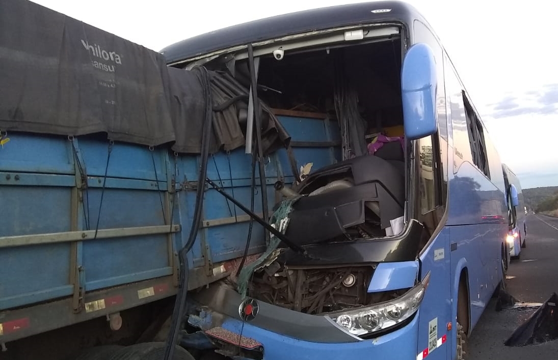 Acidente ocorreu no trecho duplicado da rodovia