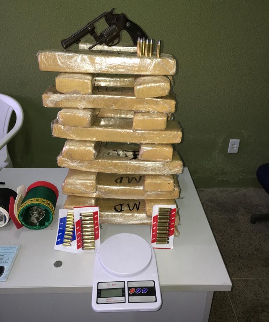 Material apreendido pela polícia