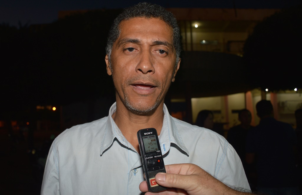 Candidato aprovado classifica projeto como retrógrado
