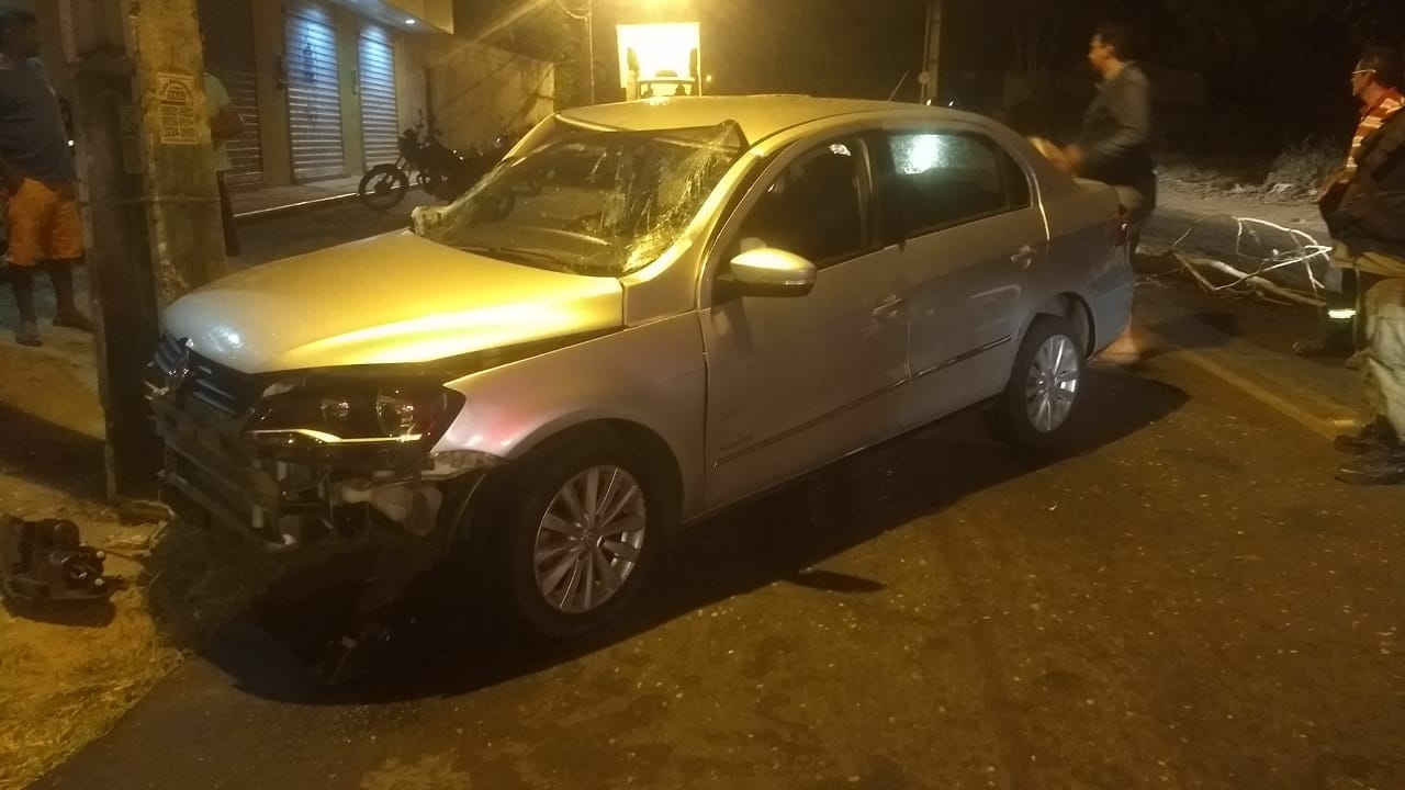 Veículo envolvido no acidente que deixou ferido um sargento da PM