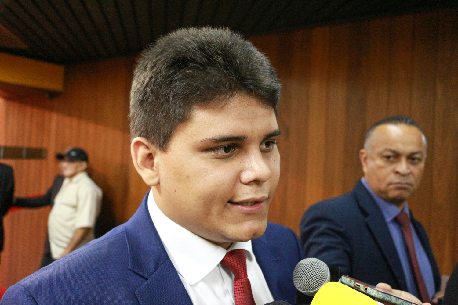 Oliveira Neto