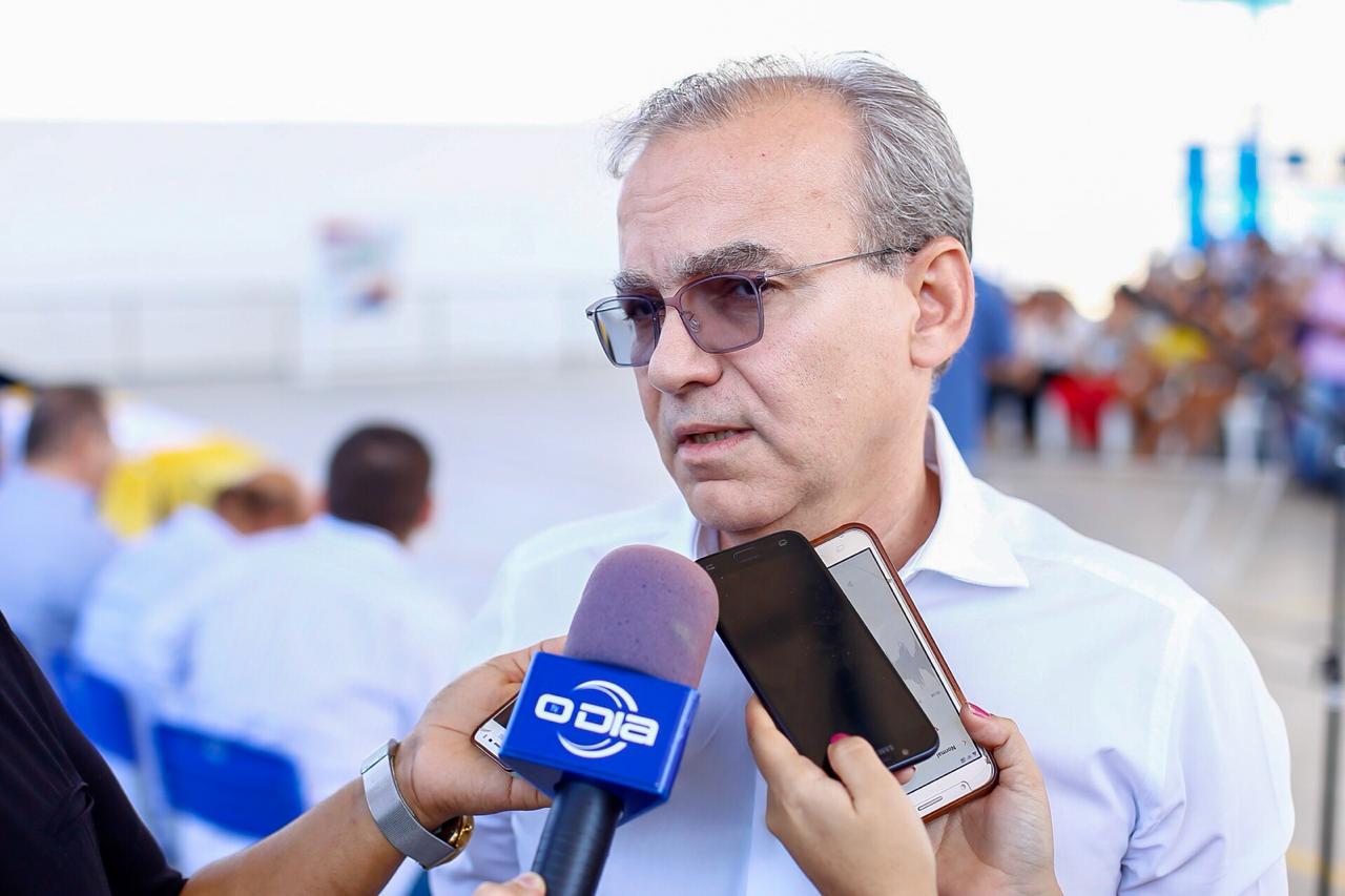 Prefeito Firmino Filho (PSDB)