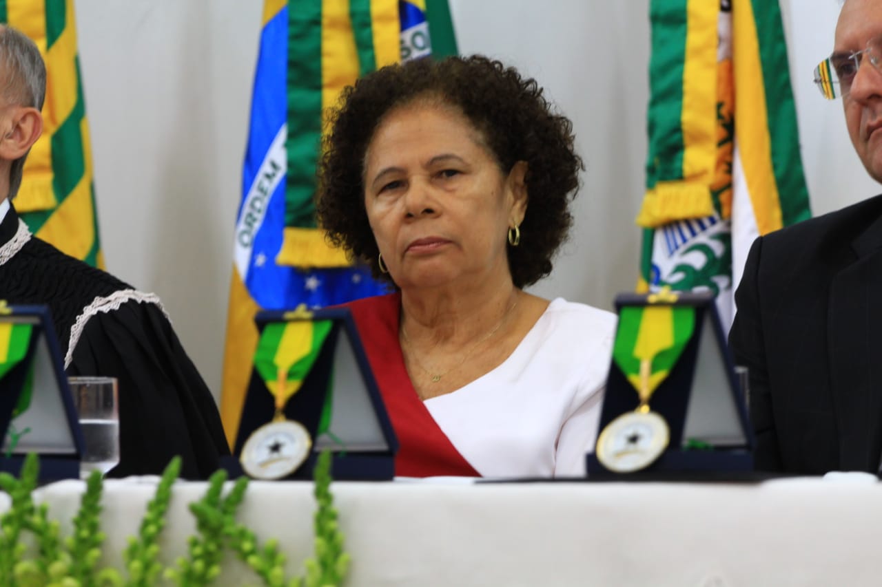 Vice-governadora Regina Sousa 