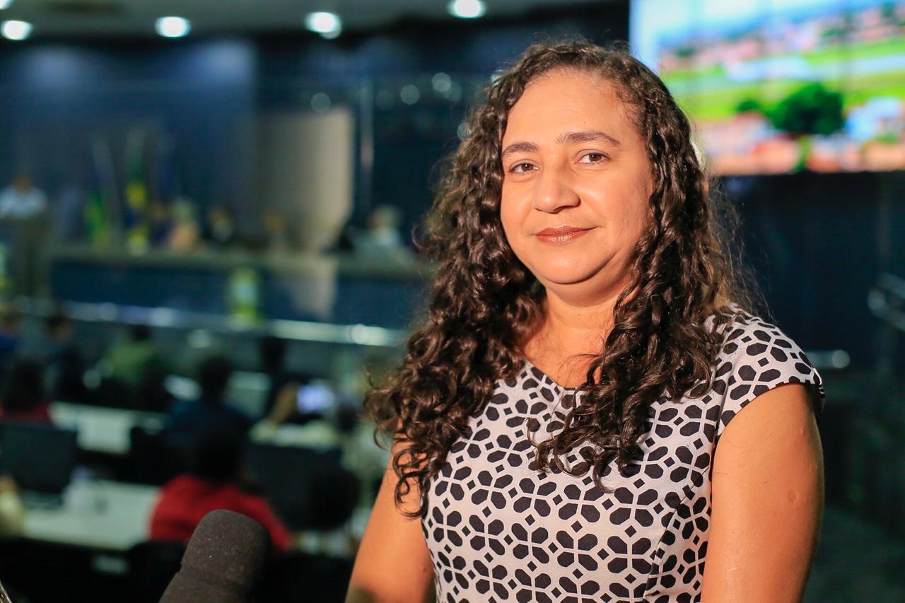 Cida Santiago
