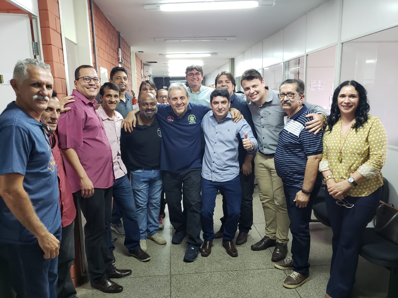Café da manhã pelo Dia do Educador Físico