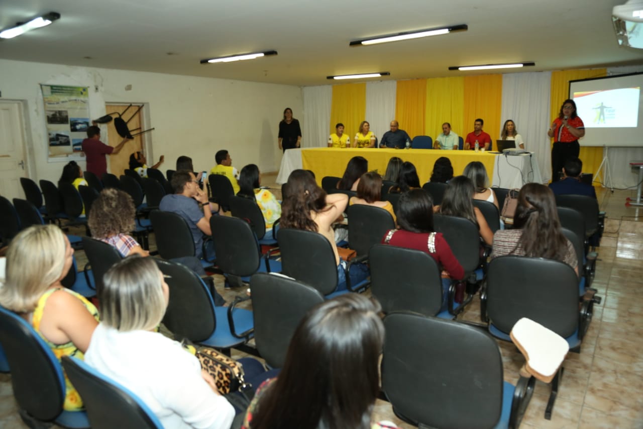 Profissionais de Altos recebem capacitação sobre prevenção ao suicídio