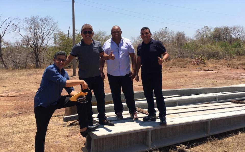 Foto postada pelo prefeito Airton Veloso