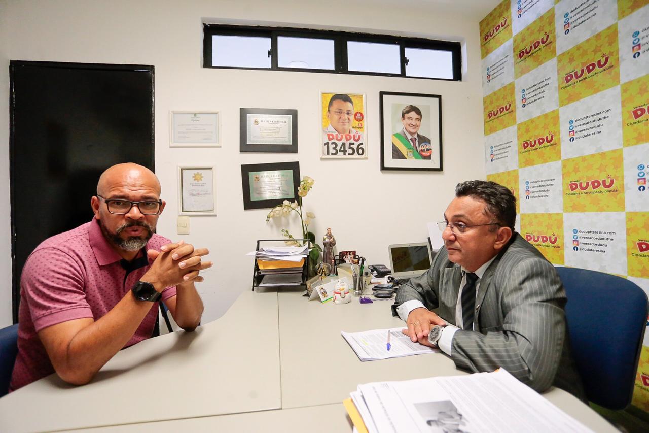 Vereador Dudu se reúne com Júnior do MP3