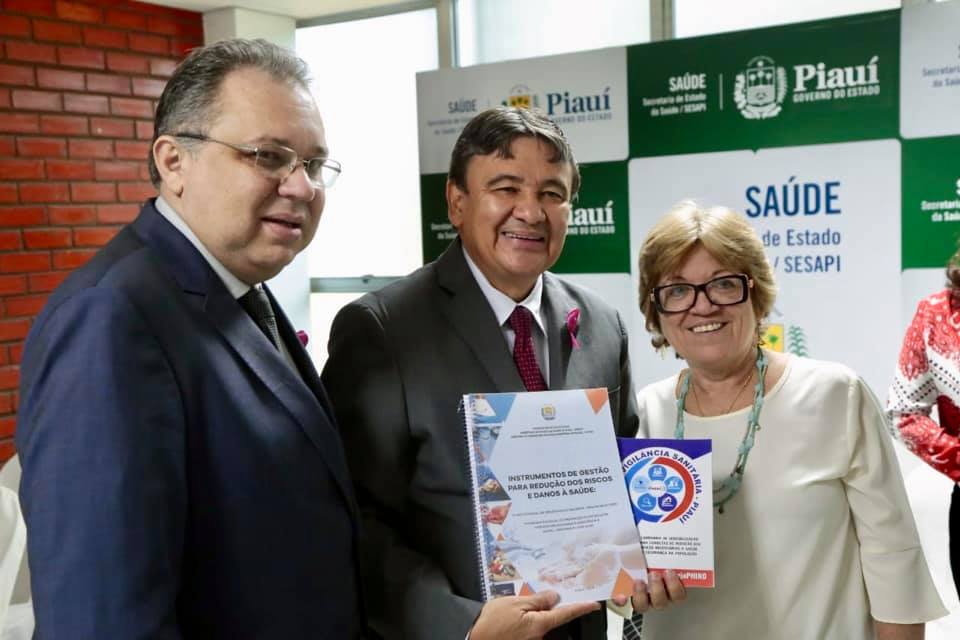 Wellington Dias e Florentino lançam catálogo de compras da Sesapi