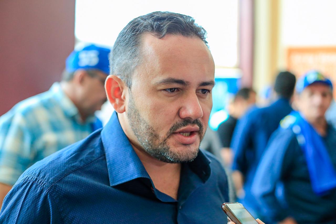 Prefeito Gilson Nunes