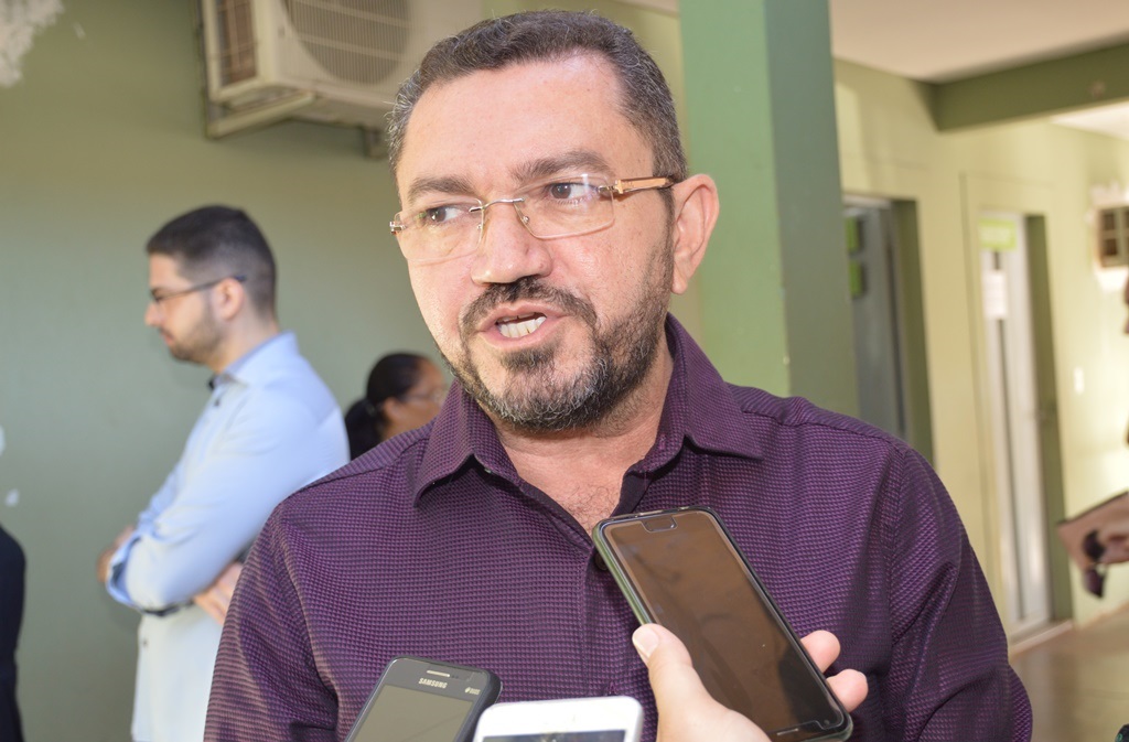 Padre Walmir vai gerir orçamento de R$ 242 milhões em 2020