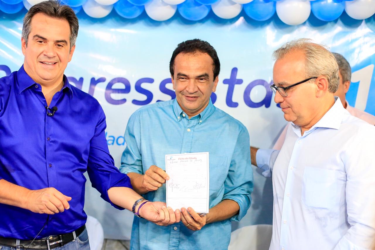 Filiação de Elizeu Aguiar na sede do Progressistas