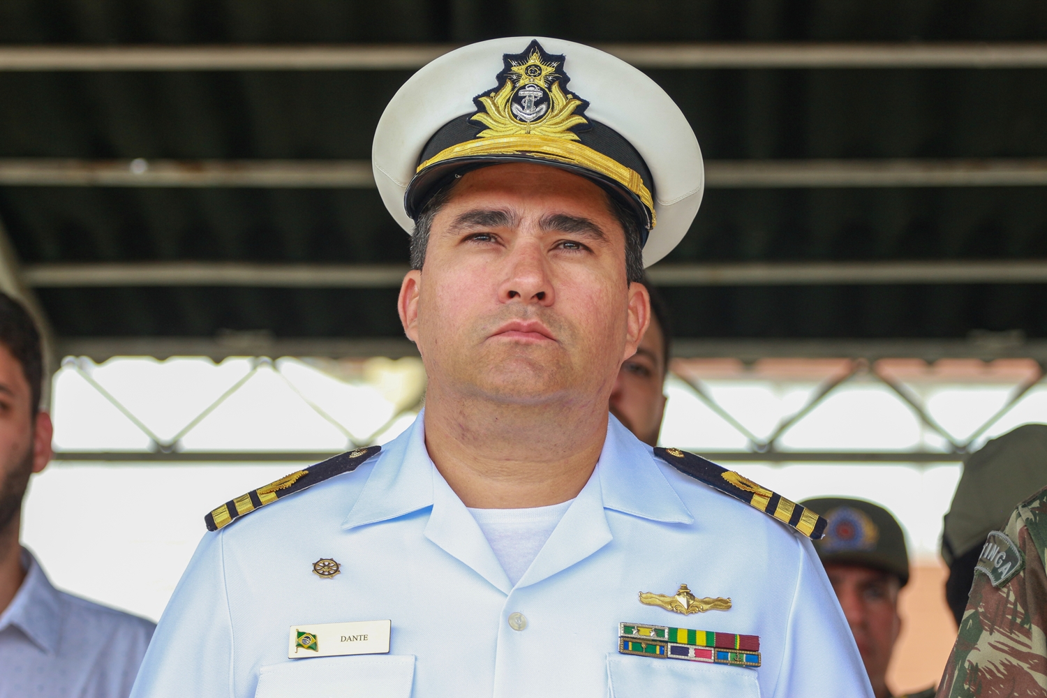 Capitão Dante da capitania dos portos