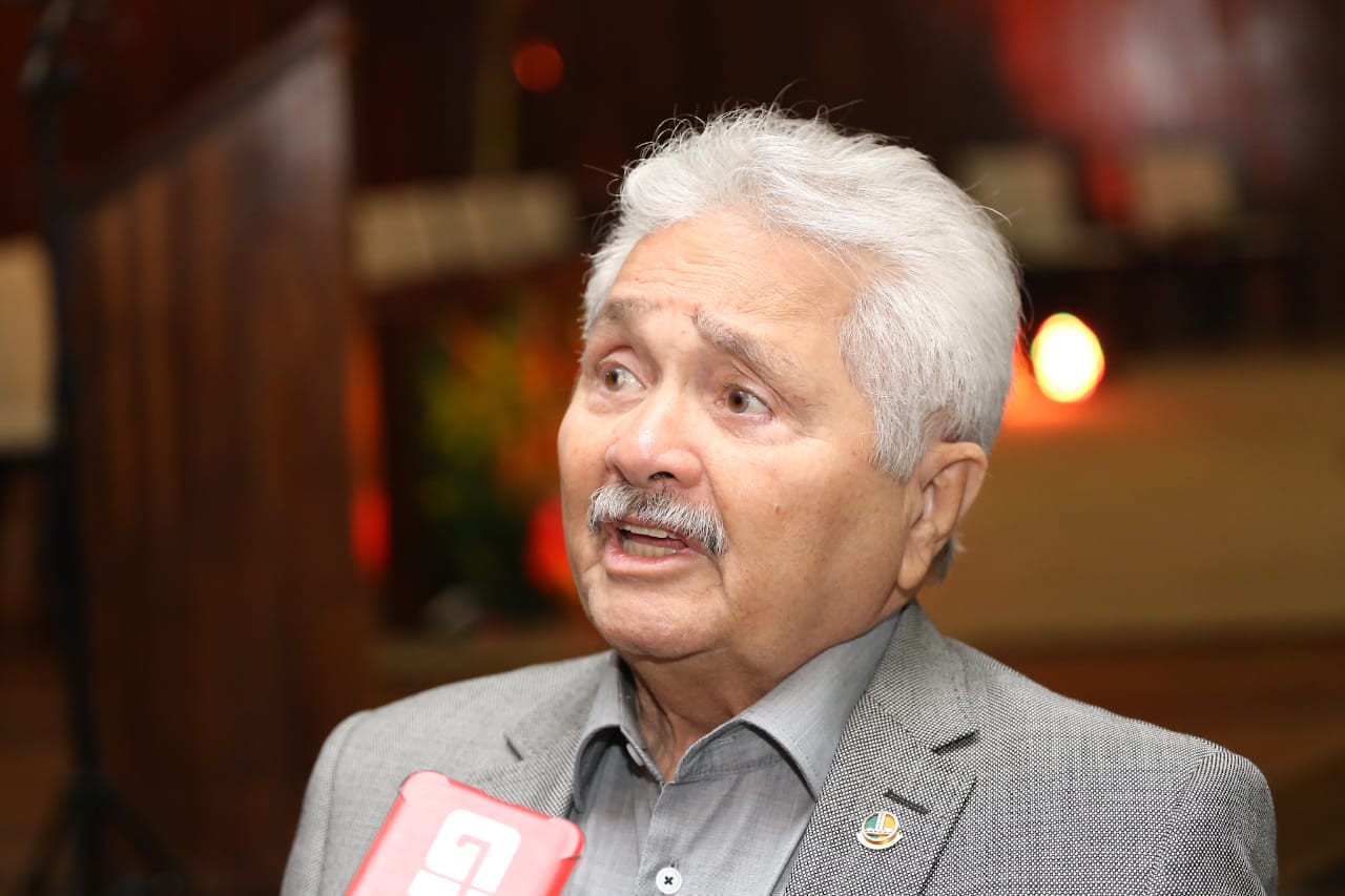 Elmano Férrer