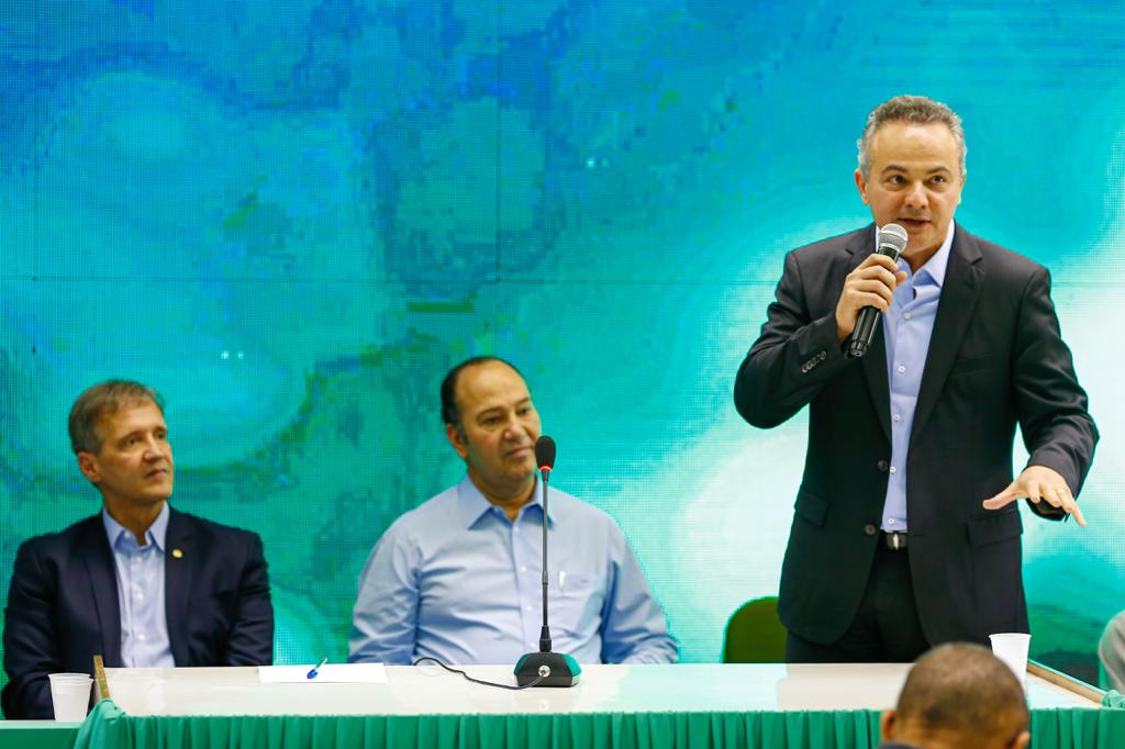Pastor Everaldo e Valter Alencar