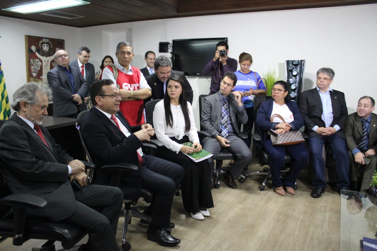 Reunião da oposição com presidente do TJ