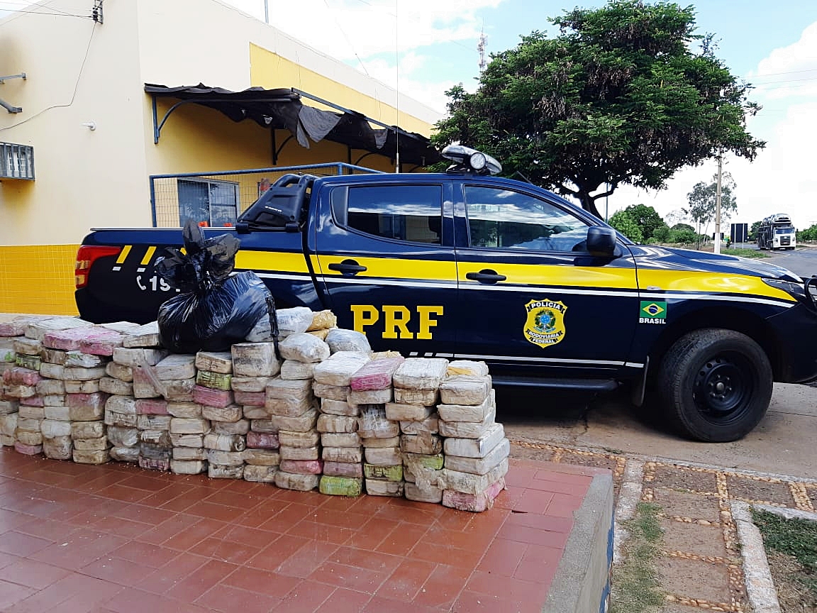 Cocaína encontrada pela PRF-PI